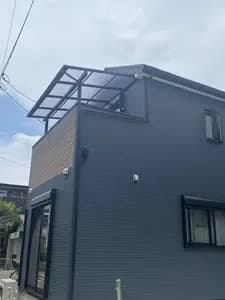 バルコニー屋根の設置