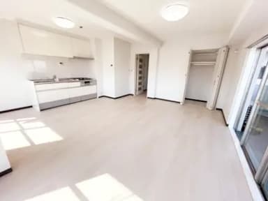 築47年の古いマンションを新築のように明るく