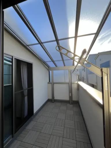 バルコニー有効活用のための屋根取付リフォーム