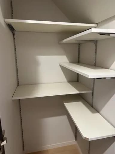 階段下へ収納ついか