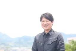 隅屋 裕之