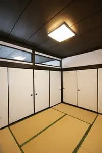 2部屋続く、昔ながらの和室を子世帯用和モダンに。
