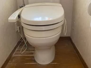 お手入れがしやすいトイレに取り換え