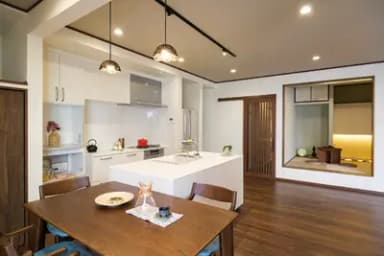 1階を暖かく、落ち着きのある和モダン空間へ