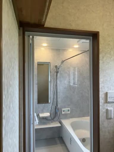 2世帯住宅の浴室リフォーム