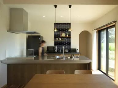 自然と調和する北欧カフェ風リノベ