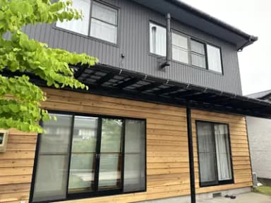 新発田市のアウトドアテイストな外壁リフォーム