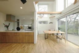 株式会社八幡のロゴ画像