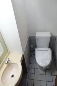 店舗の和式トイレを洋式にリフォーム