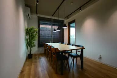 クリエイティブワークスペース