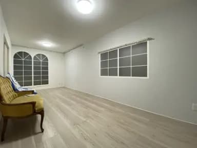 小田原の海の目の前にある戸建ての6帖和室を洋室にリフォーム