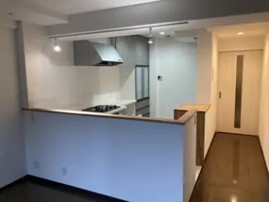 キッチン移動で叶えた開放感 水まわりも使いやすく一新