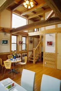 ファミリア建設株式会社のロゴ画像