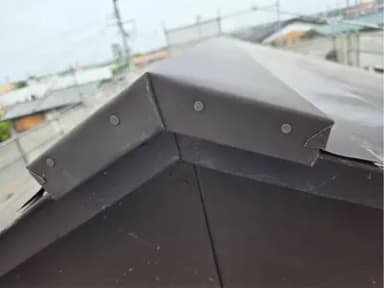 【火災保険適用】強風で飛んだ棟板金をすぐ交換(仙台市太白区)