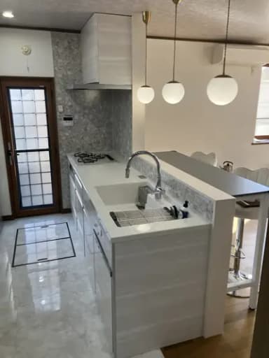 モデルルームのようなキッチン