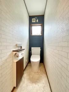 収納力&デザイン性アップ!機能的で使いやすいトイレ