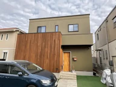 よりカジュアルに、グリーン系の外観で優しさアップ