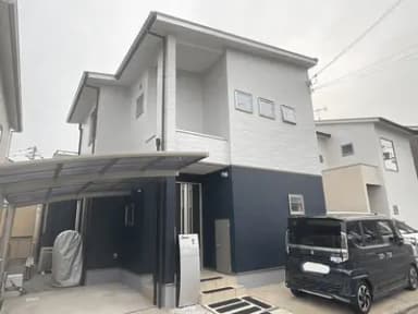 2色のツートンはそのままに爽やかになった外観