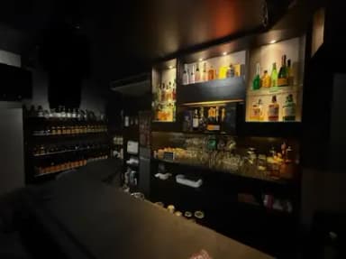 バーの内装工事