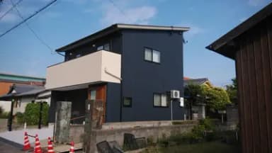 モダンな住宅の新築工事