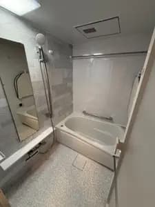 落ち着いた雰囲気の水回りへ