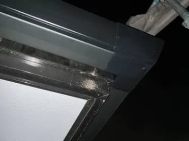 対応部品が無く、作業が難しい雨樋の交換