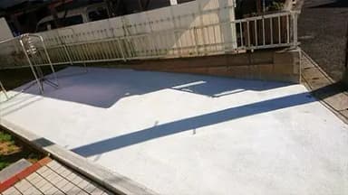 お庭の一部を土間コンクリートの駐車場へ拡張