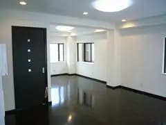 最新設備を設置し、便利でエコなビルに